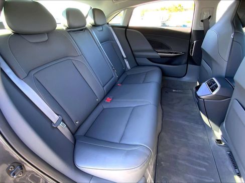 Used 2025 Lucid Air Pure image 18