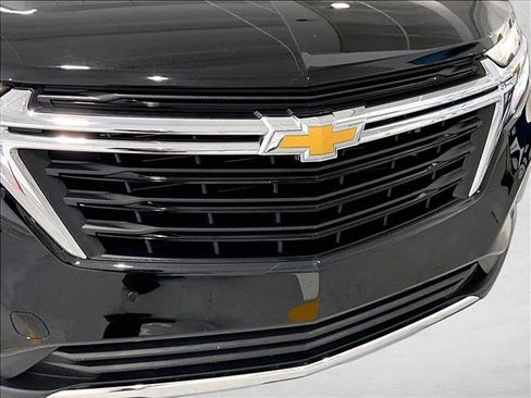 Used 2024 Chevrolet Equinox LT FWD image 30