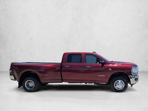Used 2021 RAM 3500 Tradesman AWD/4WD image 4