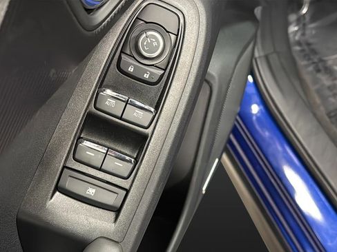 Used 2024 Subaru Crosstrek 2.5i Limited w/ Crosstrek Mirror Package image 22