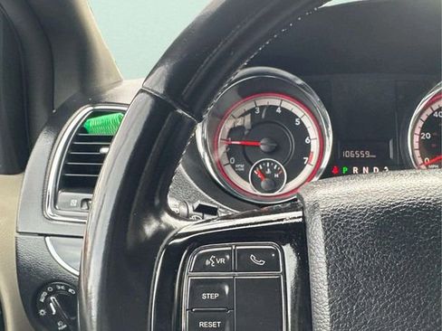 Used 2019 Dodge Grand Caravan SXT image 26