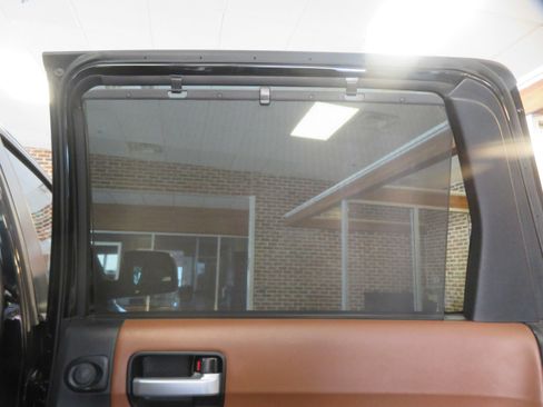 Used 2017 Toyota Sequoia Platinum RWD image 27