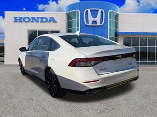 Used 2023 Honda Accord Touring video 2