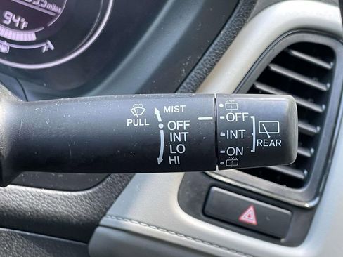 Used 2022 Honda HR-V LX image 22