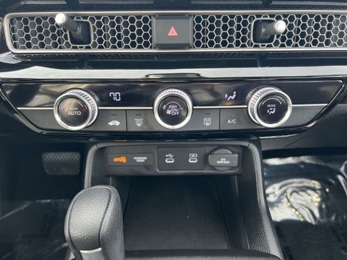 Used 2025 Honda Civic LX image 19