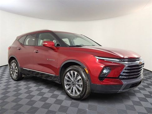 Certified 2024 Chevrolet Blazer Premier w/ Driver Confidence II Package image 1