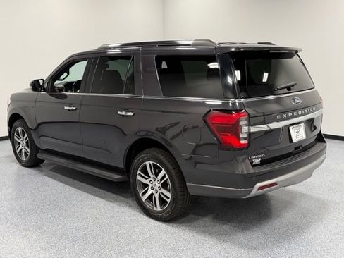 Used 2024 Ford Expedition Limited AWD/4WD image 9