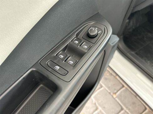 New 2026 Volkswagen Taos S image 13