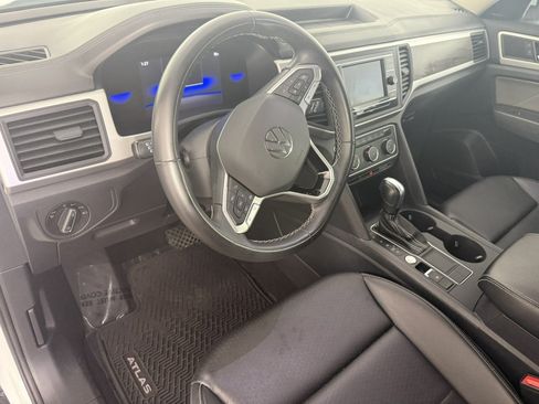 Used 2022 Volkswagen Atlas SE FWD image 18