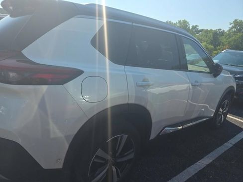 Certified 2023 Nissan Rogue SL w/ SL Premium Package AWD/4WD image 8