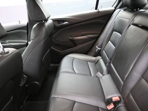 Used 2016 Chevrolet Cruze Premier FWD image 22