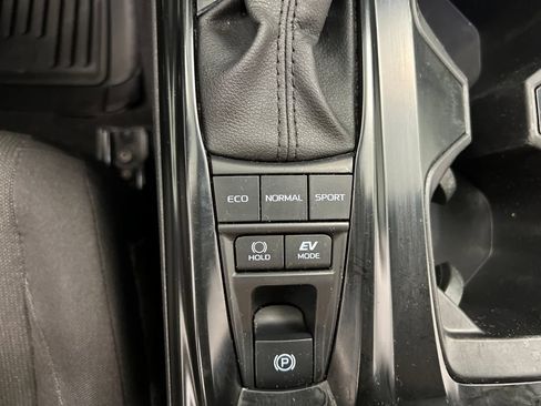 Used 2025 Toyota Camry LE FWD image 48