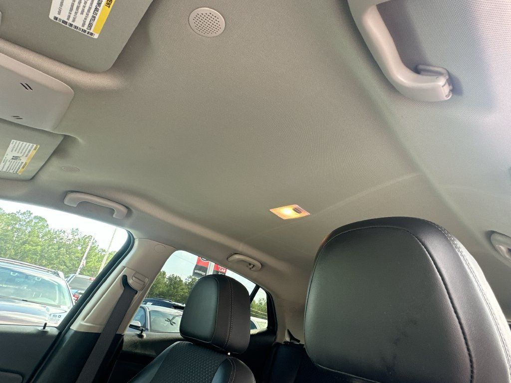 Used 2021 Buick Encore Preferred FWD image 11