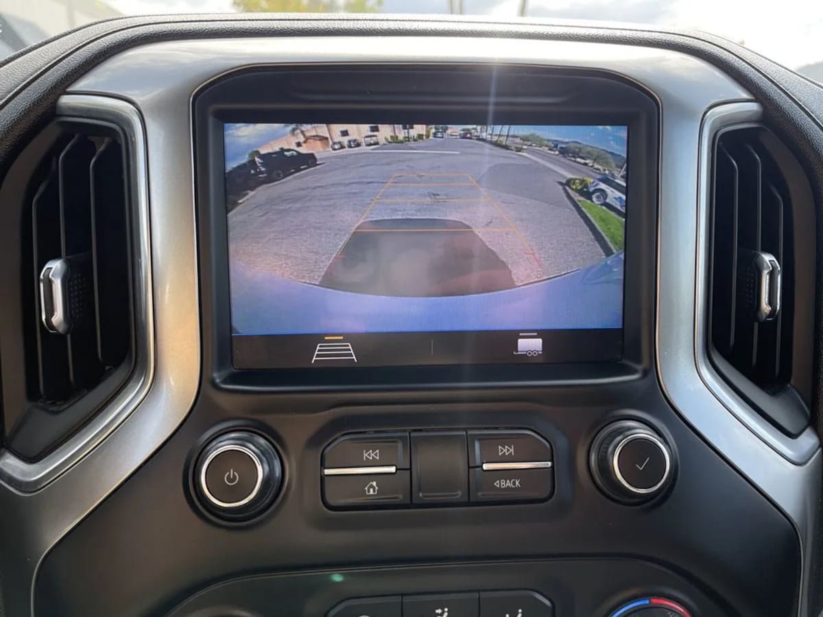 Used 2021 Chevrolet Silverado 1500 LT RWD image 9