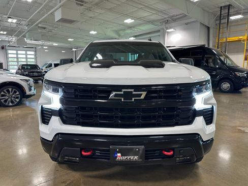 Used 2023 Chevrolet Silverado 1500 LT Trail Boss w/ Protection Package AWD/4WD image 2