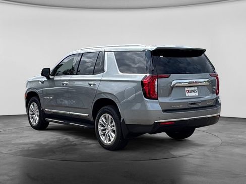 Used 2023 GMC Yukon SLT w/ SLT Premium Package AWD/4WD image 8