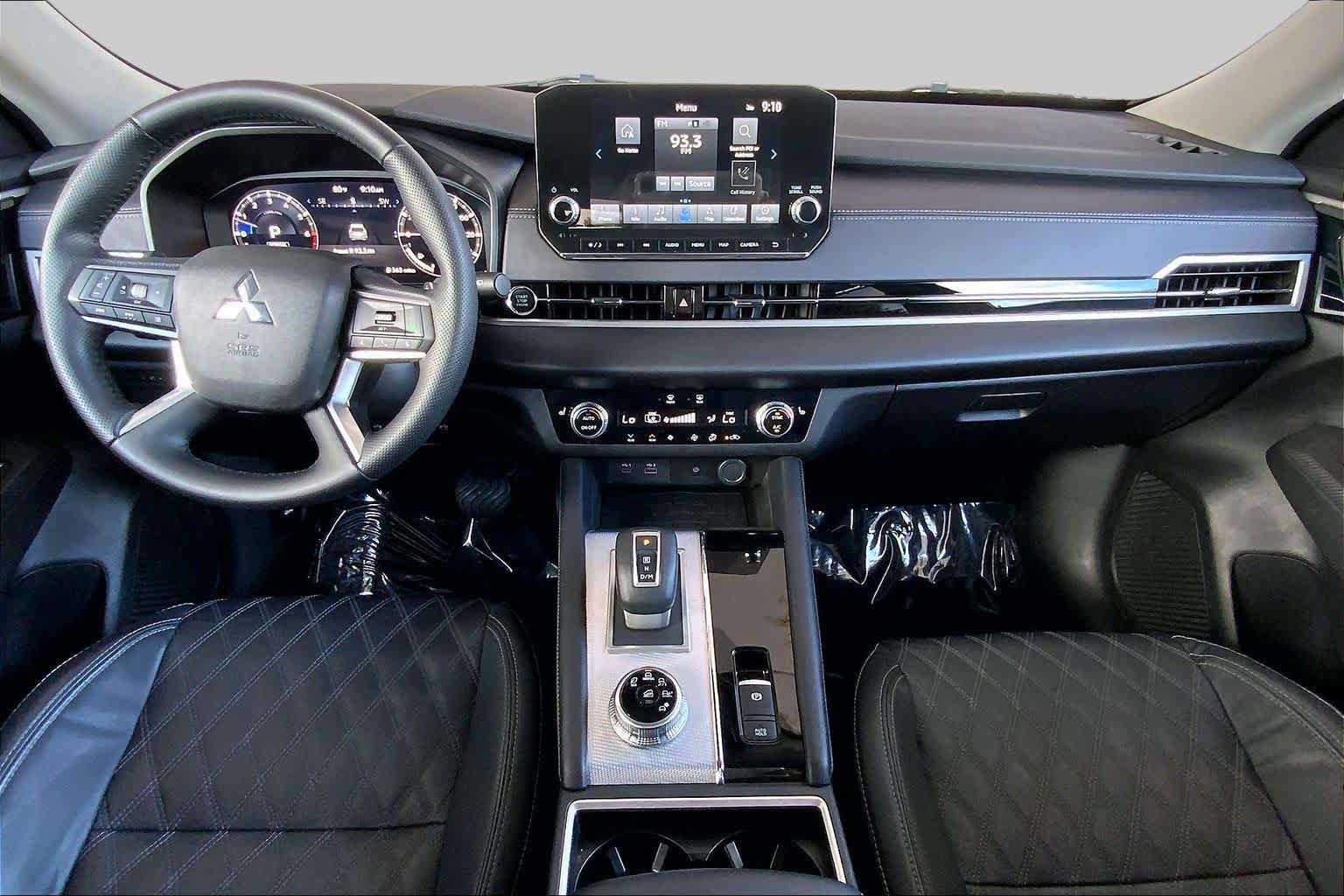 Used 2024 Mitsubishi Outlander SEL FWD image 16