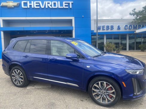 Used 2023 Cadillac XT6 Sport w/ Technology Package AWD/4WD image 1