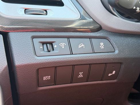 Used 2015 Hyundai Santa Fe Sport w/ Option Group 03 image 22