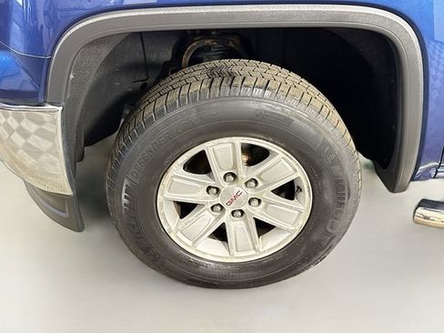 Used 2015 GMC Sierra 1500 SLE w/ SLE Value Package image 4