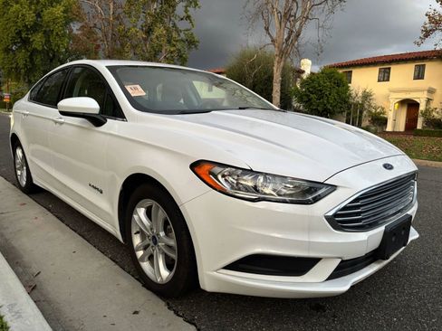 Used 2018 Ford Fusion S image 1