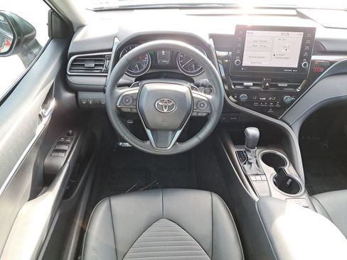 Certified 2023 Toyota Camry SE image 11