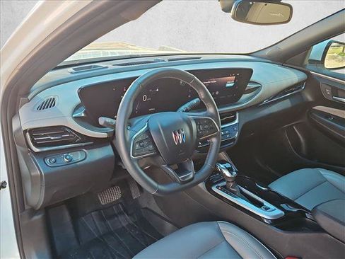 Certified 2024 Buick Envista Preferred FWD image 10