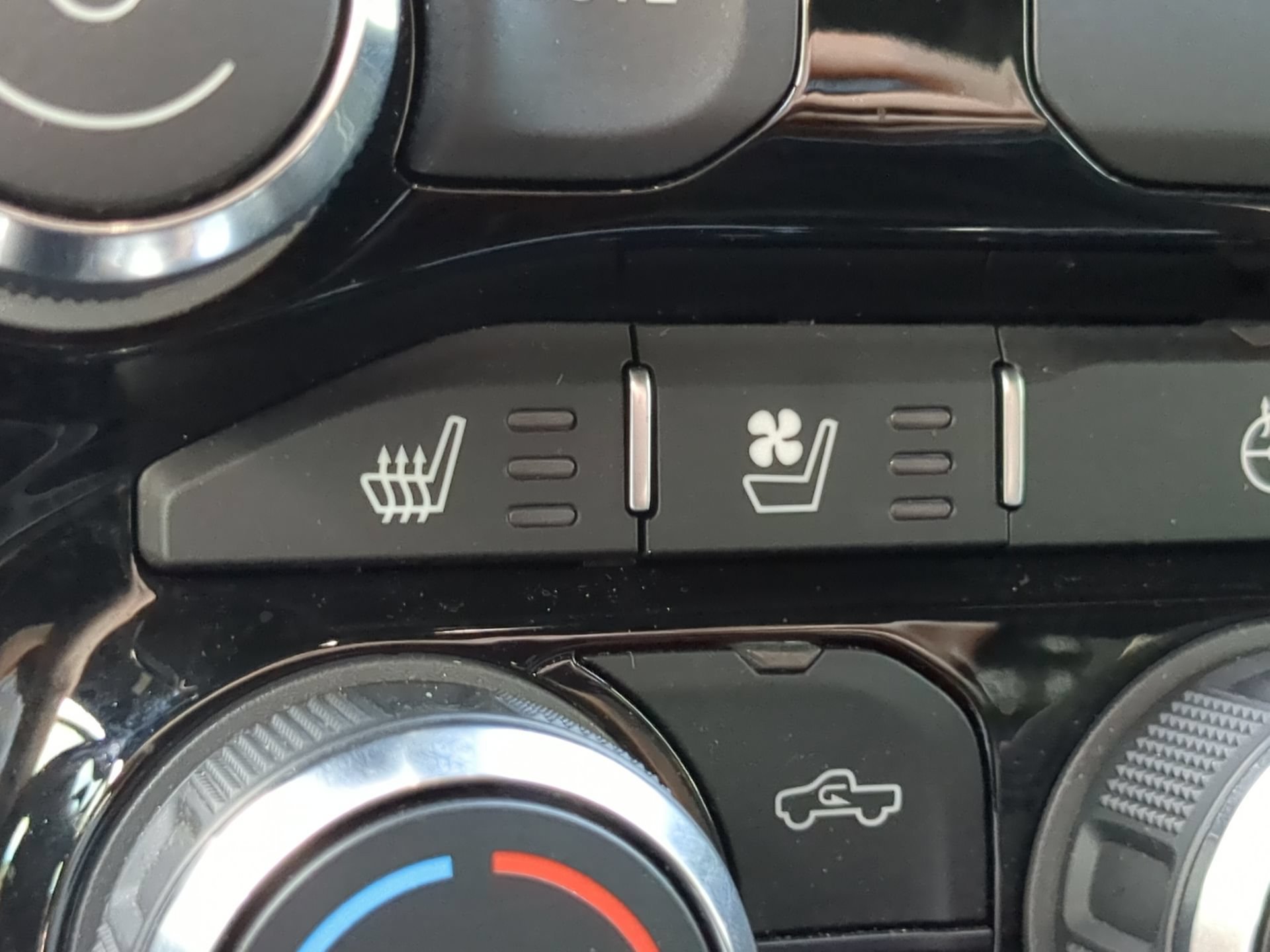 Used 2022 RAM 1500 Laramie w/ Sport Appearance Package AWD/4WD image 62