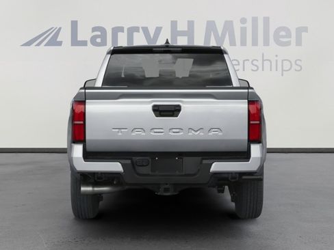 New 2026 Toyota Tacoma 4x4 Double Cab image 5