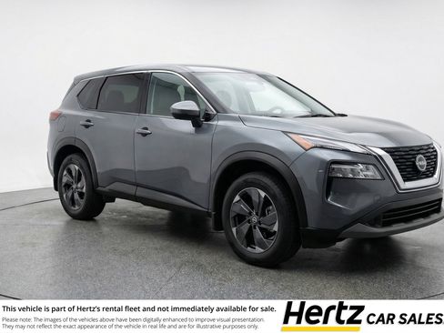 Used 2025 Nissan Rogue SV AWD/4WD image 1