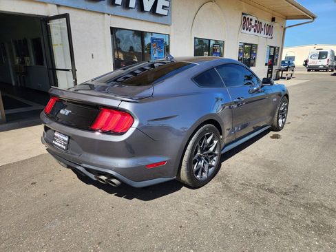 Used 2021 Ford Mustang GT image 3