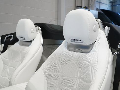 New 2026 Mercedes-Benz Maybach SL 680 image 18