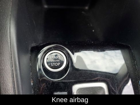 Used 2021 Nissan Kicks S FWD image 22