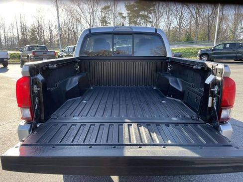 Used 2023 Toyota Tacoma SR image 13