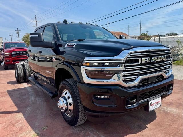 New 2027 RAM 3500 Big Horn w/ Laramie Trim Package AWD/4WD image 3