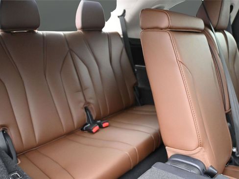 Used 2023 Acura MDX SH-AWD w/ Advance Package image 22