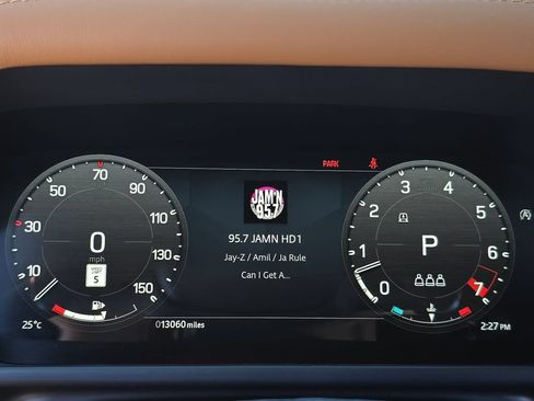 Used 2023 Land Rover Defender 110 SE AWD/4WD image 19