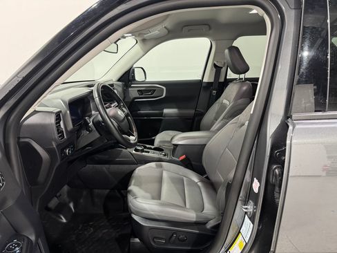 Used 2025 Ford Bronco Sport Badlands AWD/4WD image 14