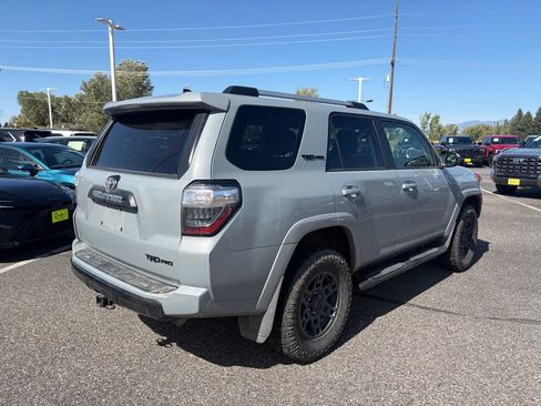 Used 2017 Toyota 4Runner TRD Pro AWD/4WD image 3