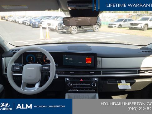 New 2026 Hyundai Santa Fe SE image 18