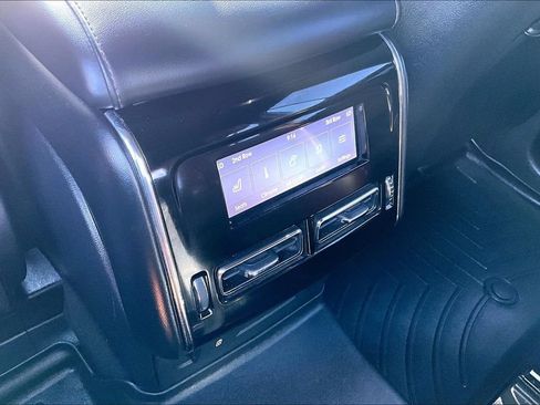 Used 2022 Lincoln Aviator Reserve w/ Equipment Group 201A RWD image 32