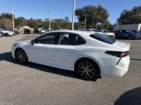 Certified 2023 Toyota Camry SE image 4