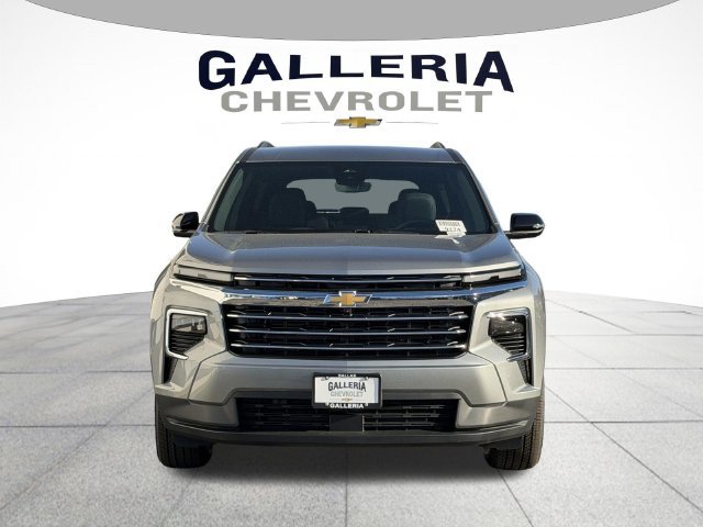 New 2027 Chevrolet Traverse LT w/ Driver Confidence Package FWD image 3
