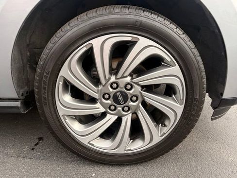 Used 2023 Lincoln Navigator L Reserve AWD/4WD image 33