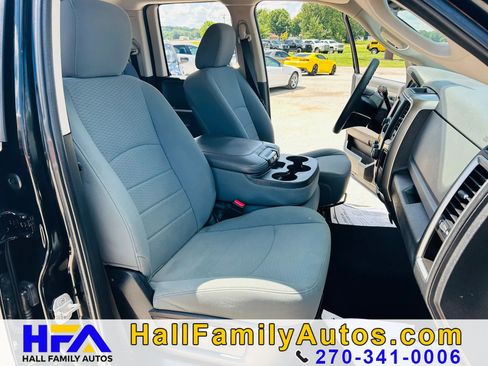 Used 2013 RAM 1500 Classic SLT w/ Premium Display Pkg RWD image 18
