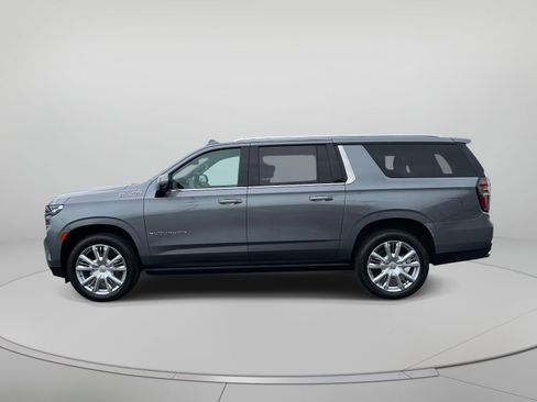 Used 2021 Chevrolet Suburban High Country AWD/4WD image 7