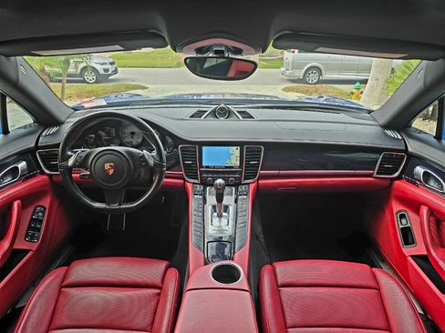 Used 2015 Porsche Panamera S image 63