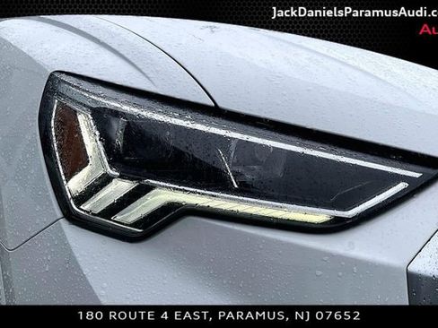 Used 2019 Audi Q3 2.0T Premium Plus w/ Premium Plus Package AWD/4WD image 24