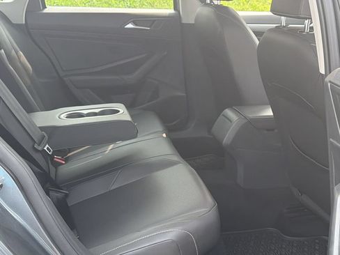 Used 2019 Volkswagen Jetta SE FWD image 24