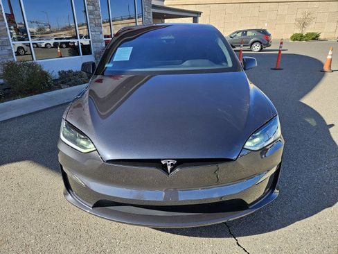 Used 2024 Tesla Model X image 7